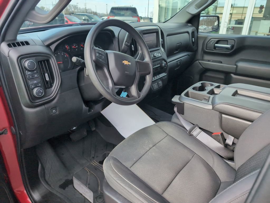 Used 2020 Chevrolet Silverado 1500 Custom w/ Custom Value Package image 14