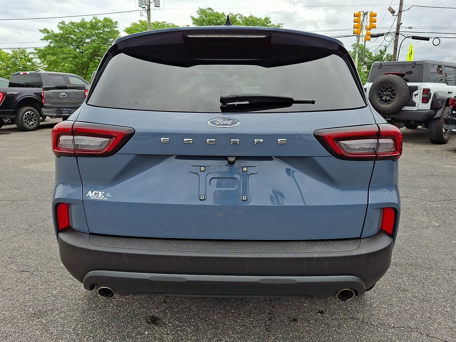 Certified 2025 Ford Escape ST-Line FWD image 4