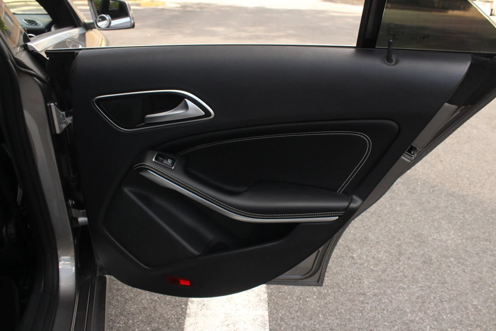 Used 2016 Mercedes-Benz CLA 250 image 23
