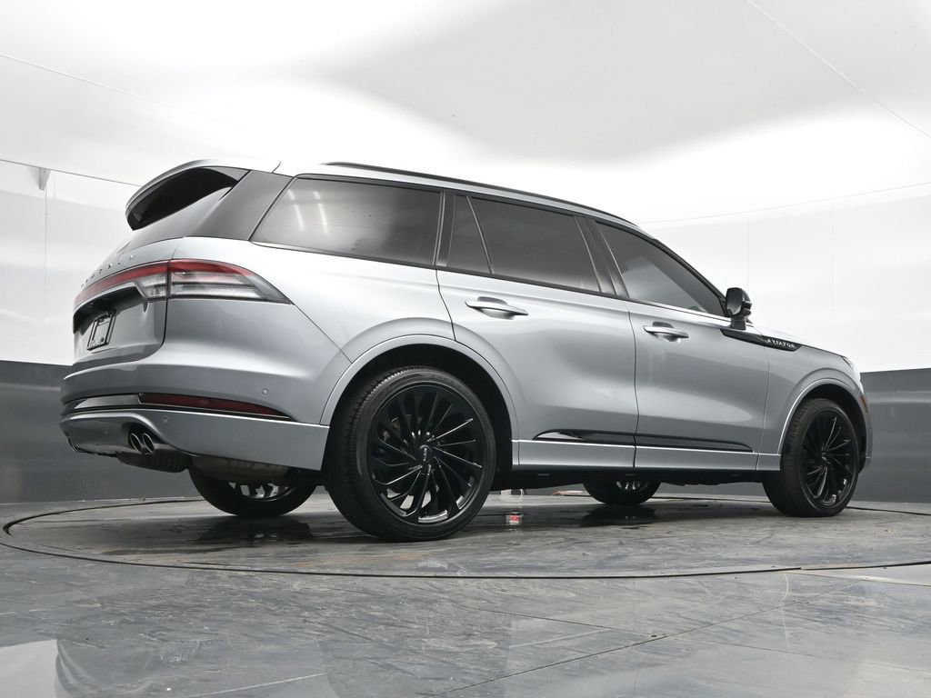 Used 2023 Lincoln Aviator Reserve w/ Equipment Group 201A image 48
