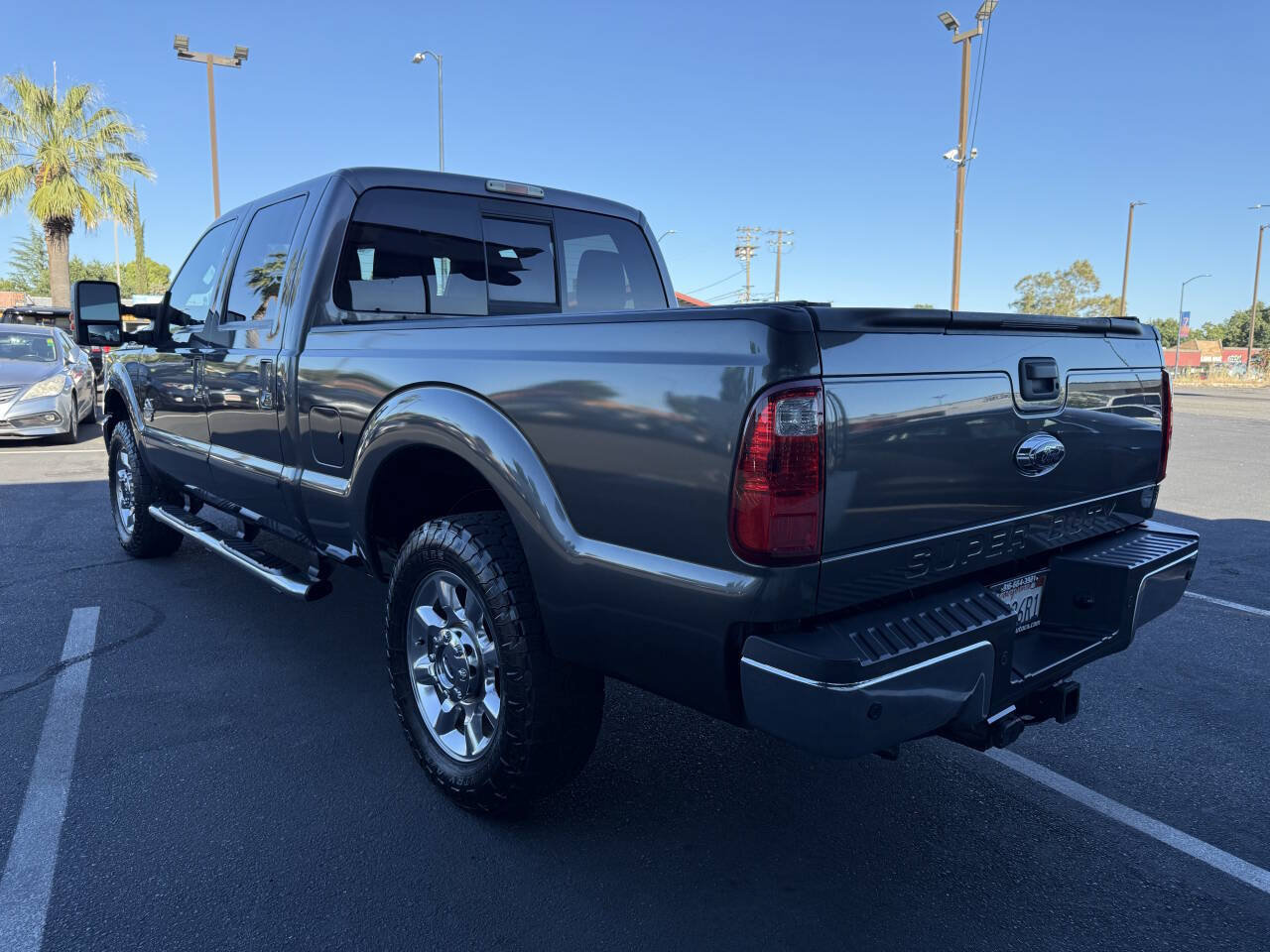 Used 2015 Ford F250 Lariat w/ Lariat Ultimate Package AWD/4WD image 5