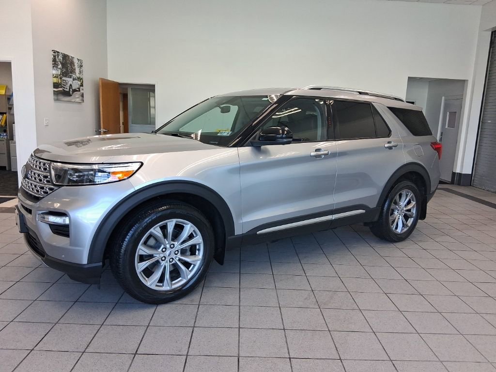 Used 2021 Ford Explorer Limited w/ Equipment Group 301A AWD/4WD image 5
