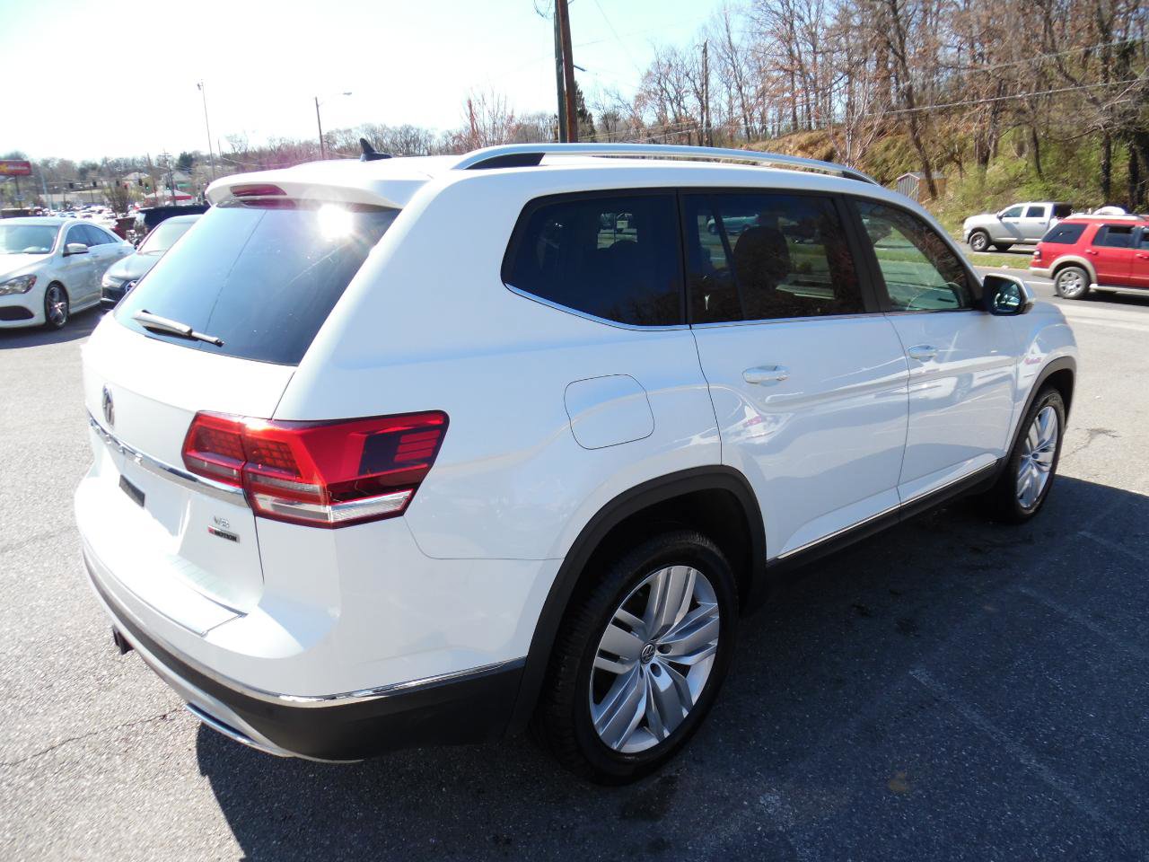 Used 2019 Volkswagen Atlas SEL image 5