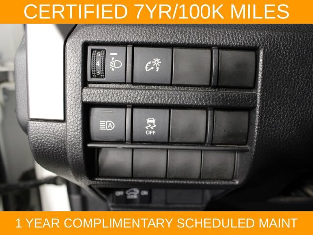 Used 2025 Toyota Tacoma SR5 AWD/4WD image 15