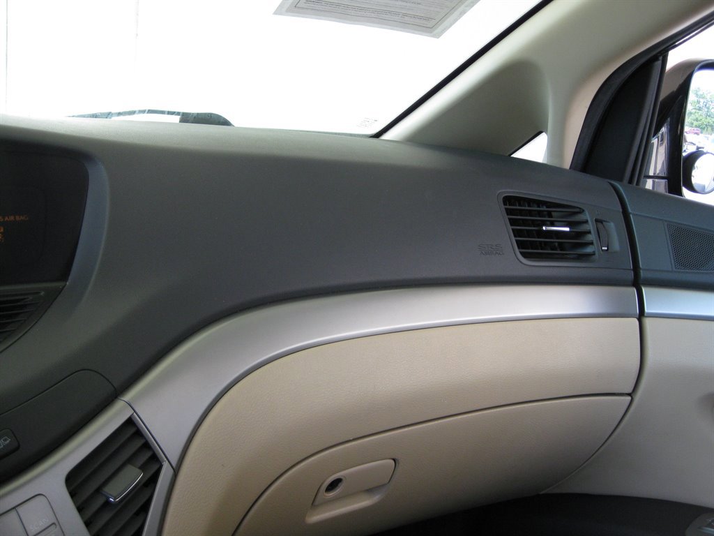 Used 2009 Subaru Tribeca Limited AWD/4WD image 19