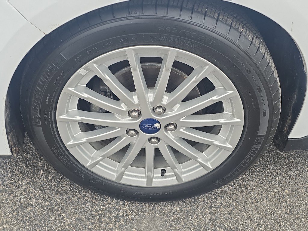 Used 2016 Ford C-MAX SE image 29