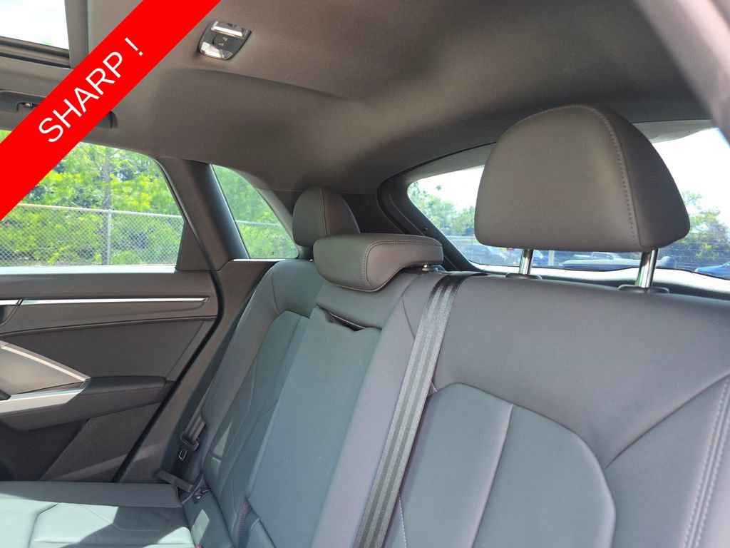 Used 2021 Audi Q3 2.0T Premium Plus w/ Premium Plus Package AWD/4WD image 21