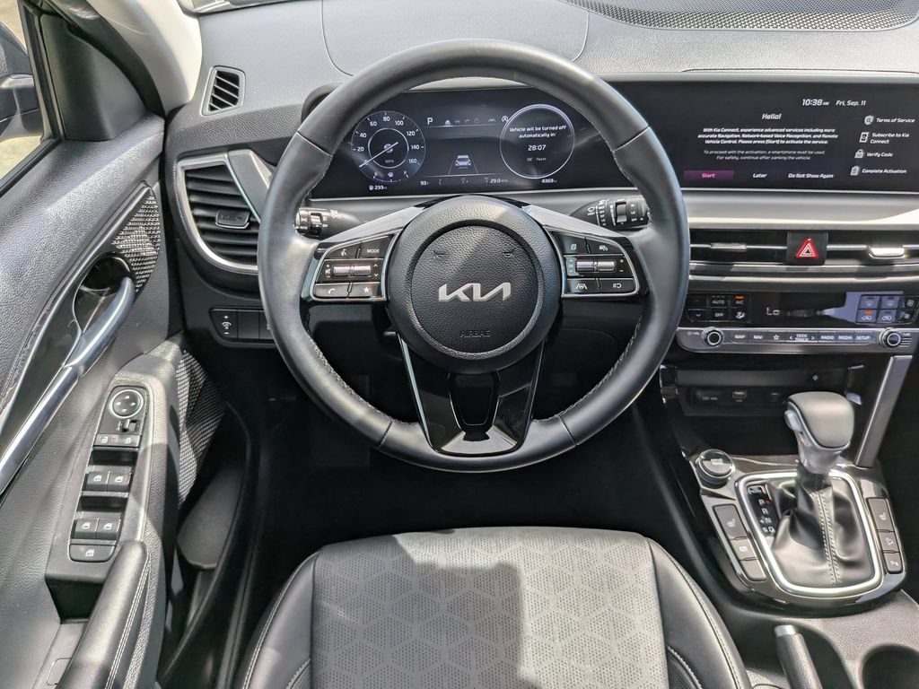Certified 2026 Kia Seltos EX w/ EX Sunroof Package FWD image 15