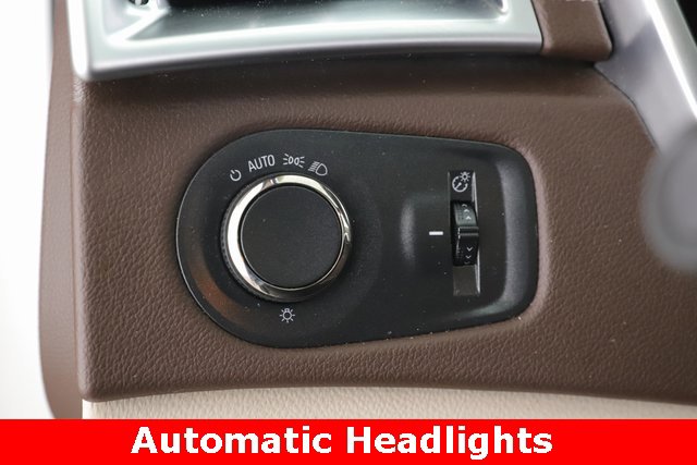 Used 2016 Cadillac SRX Luxury w/ Driver Awareness Package image 21