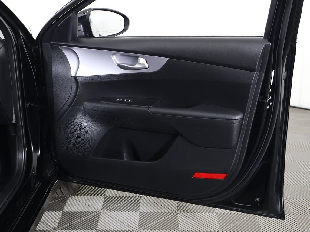 Used 2024 Kia Forte LXS image 21