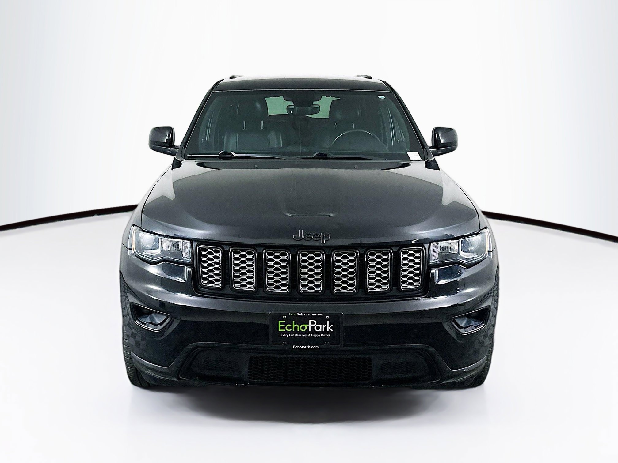 Used 2017 Jeep Grand Cherokee Altitude AWD/4WD image 2
