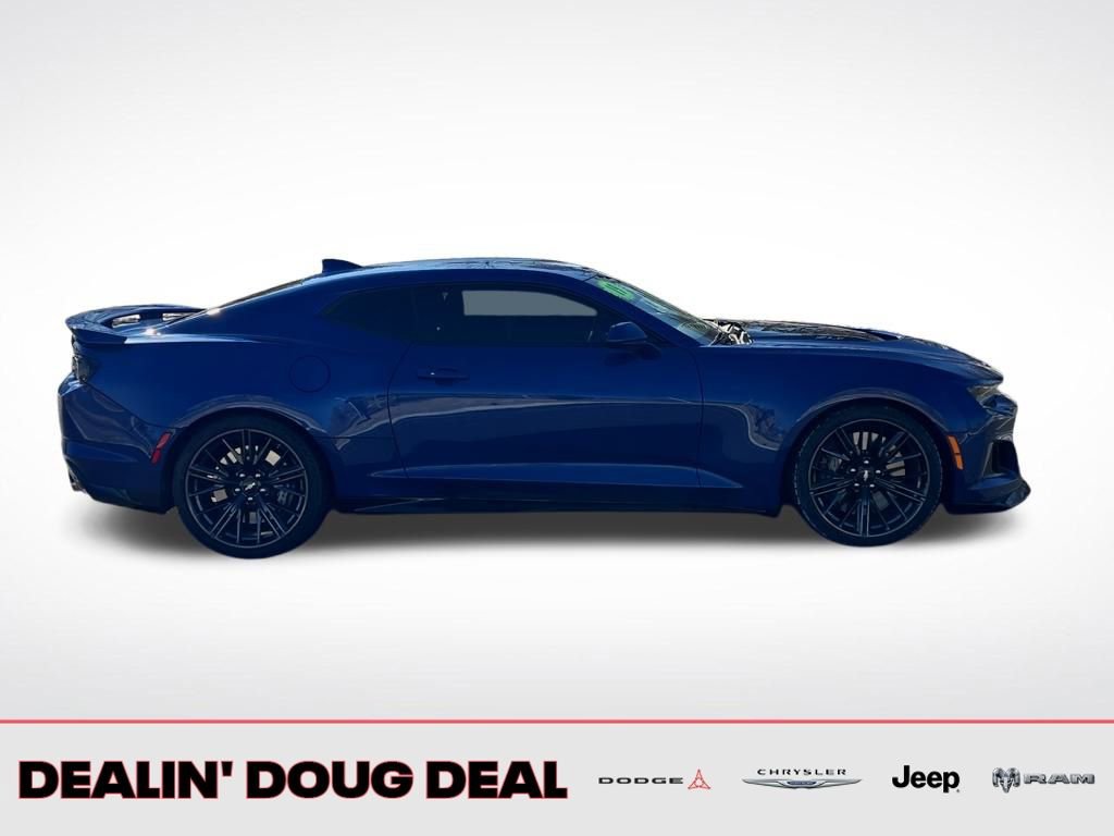 Used 2019 Chevrolet Camaro ZL1 image 6