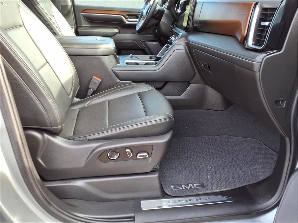 Used 2024 GMC Sierra 2500 Denali w/ Technology Package image 20