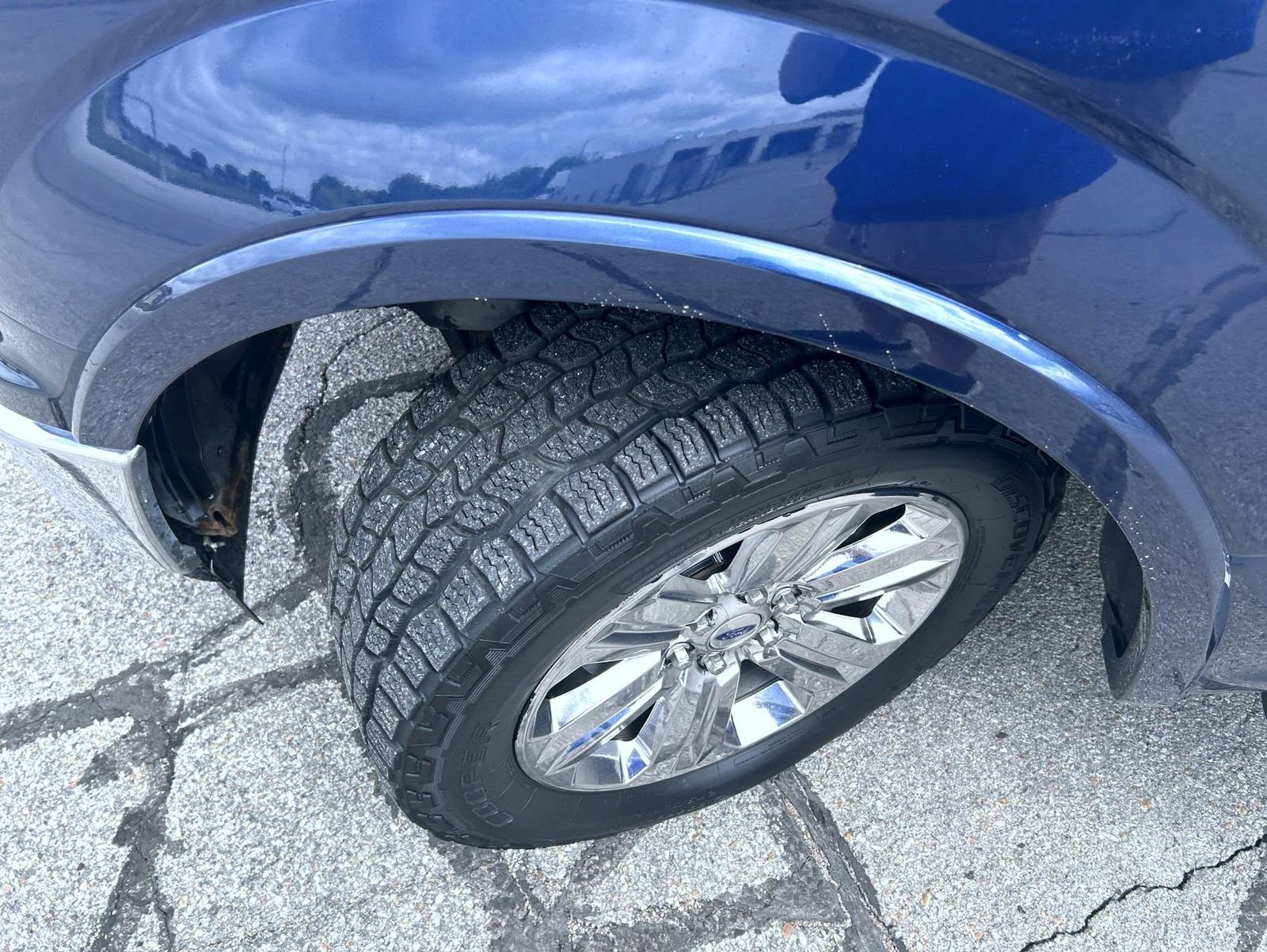 Used 2018 Ford F150 Lariat AWD/4WD image 23