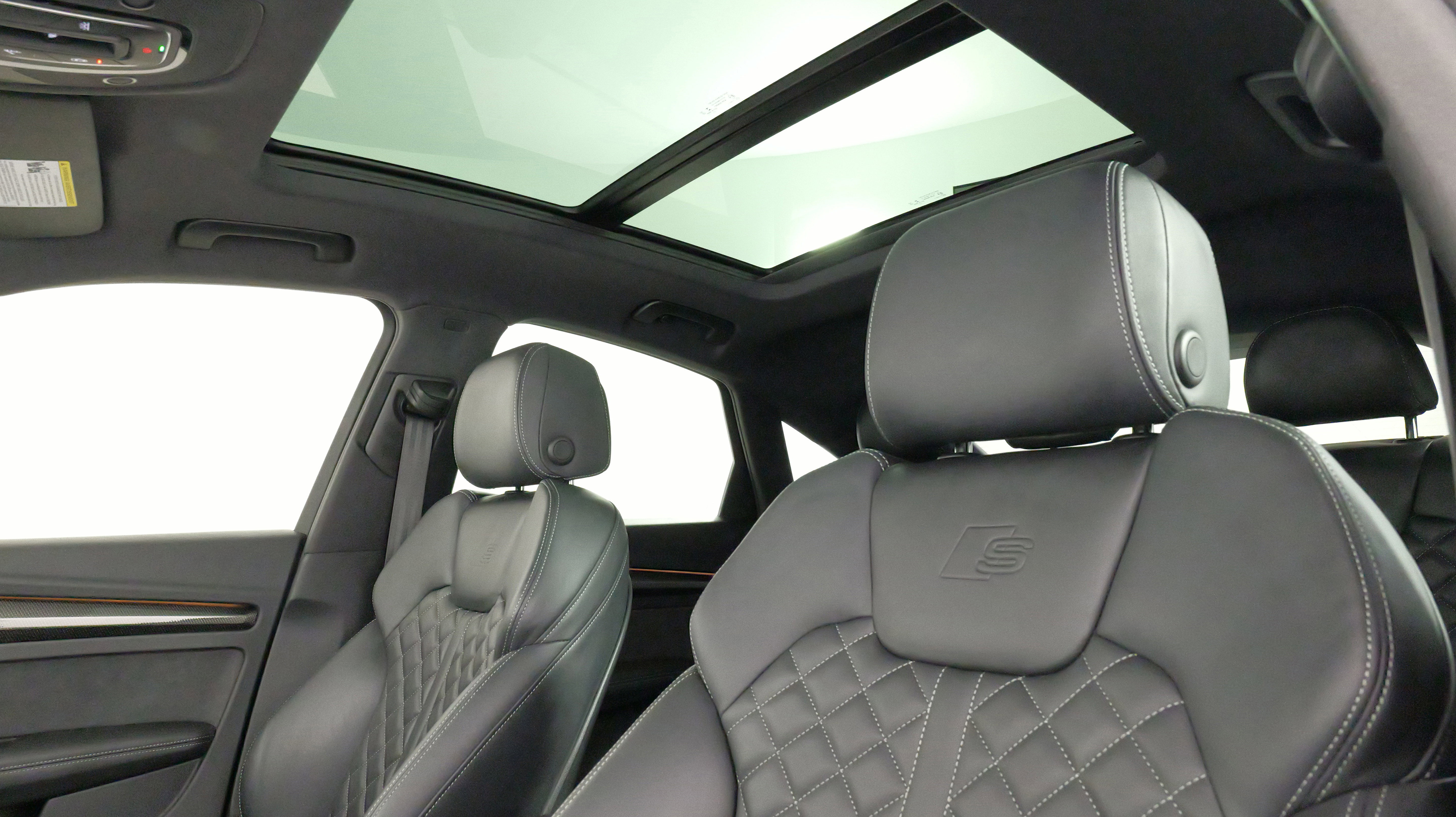 Used 2023 Audi SQ5 Prestige image 33