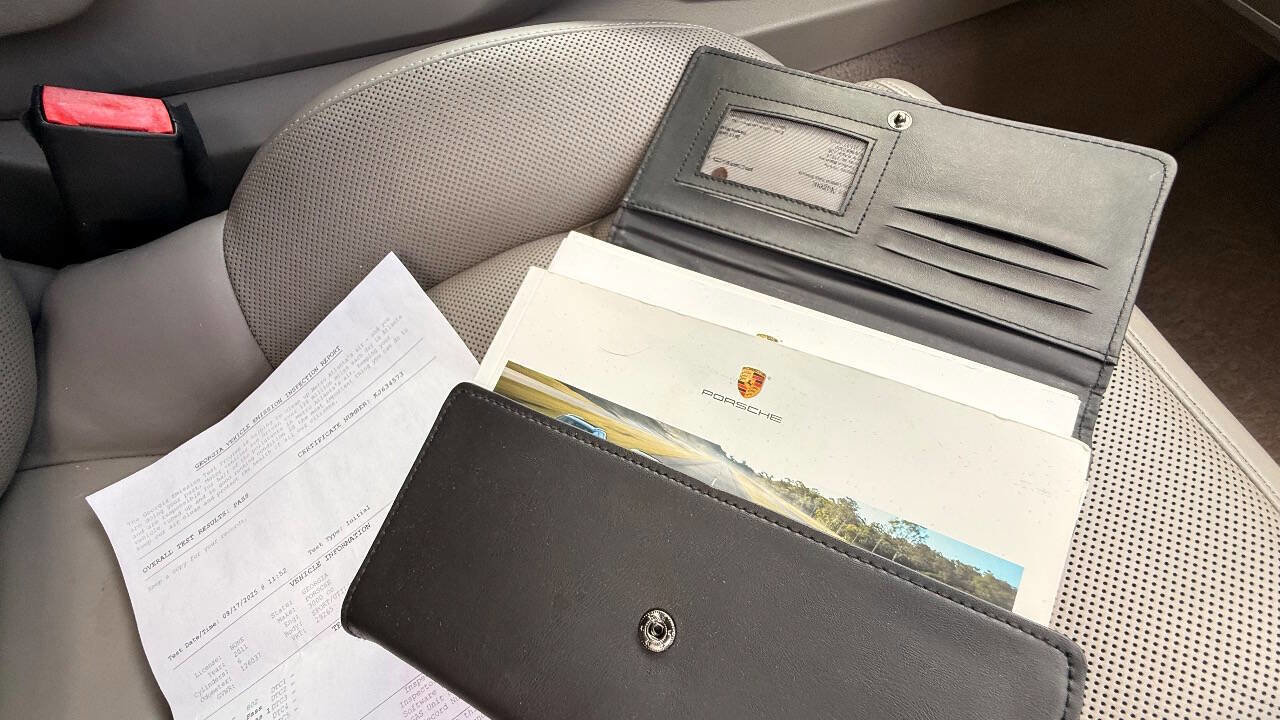 Used 2011 Porsche Cayenne S image 89