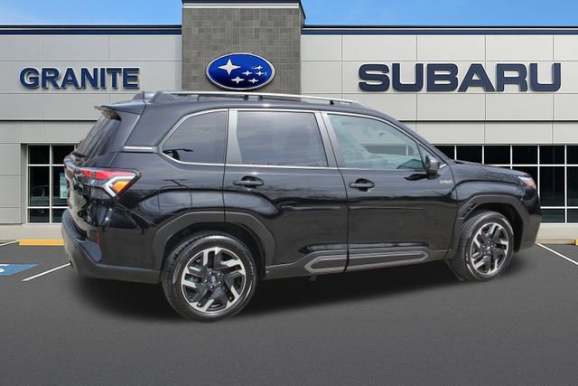 Certified 2025 Subaru Forester Limited image 11