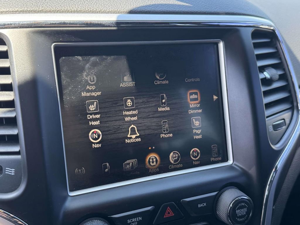 Used 2015 Jeep Grand Cherokee Altitude AWD/4WD image 28