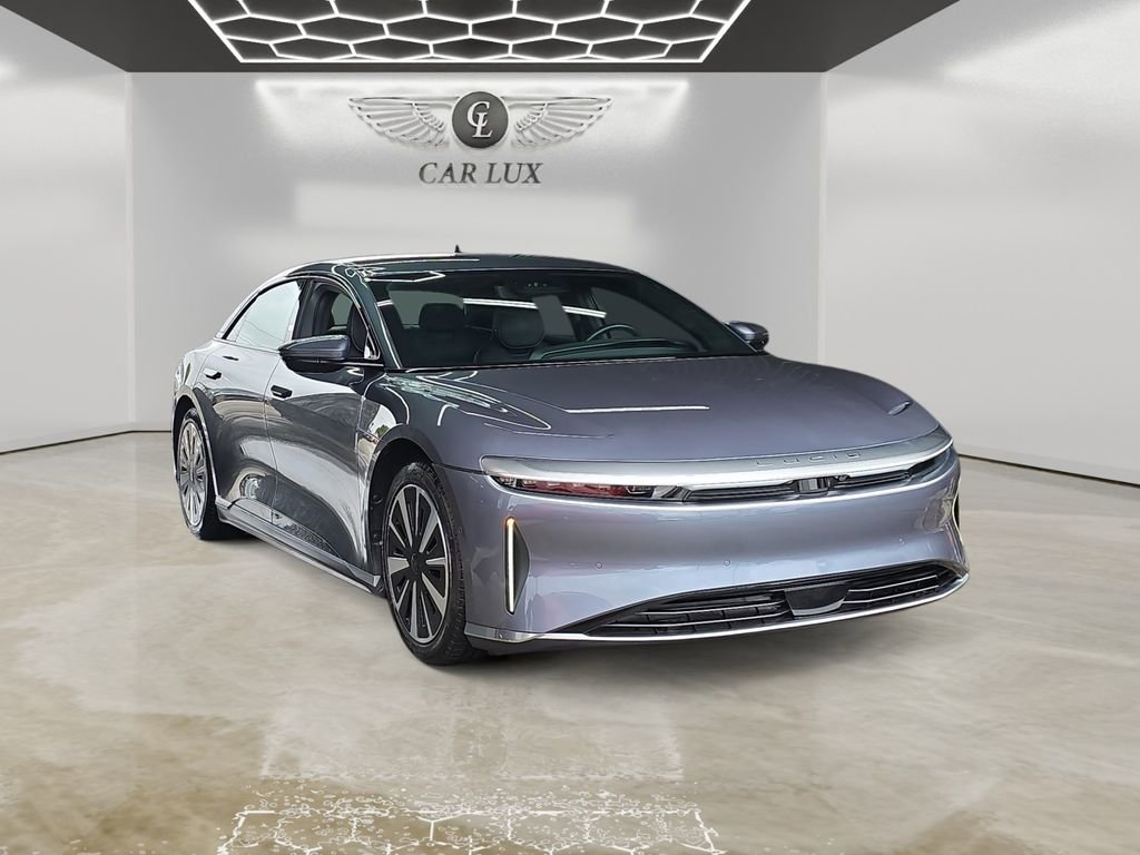 Used 2024 Lucid Air Touring image 7