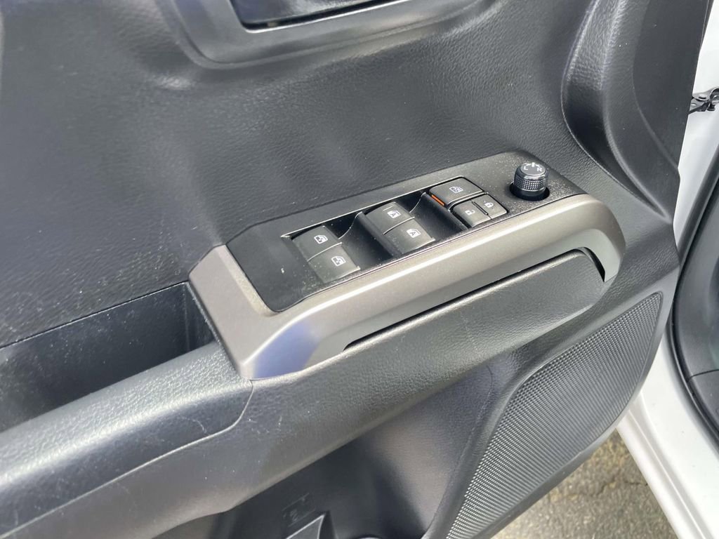 Used 2023 Toyota Tacoma SR5 w/ Technology Package image 27