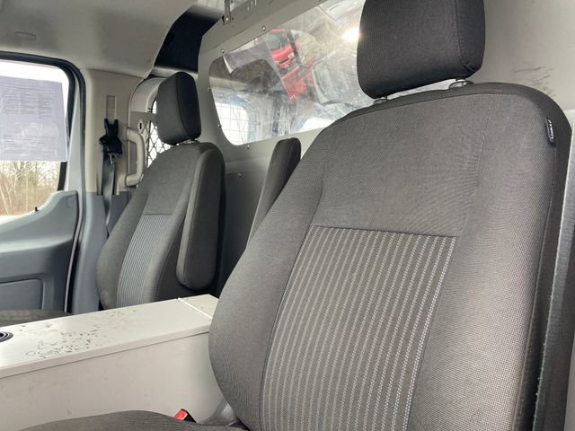 Used 2018 Ford Transit 150 130 Low Roof RWD image 15