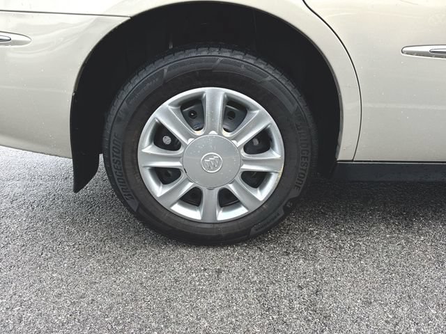 Used 2008 Buick LaCrosse CX FWD image 30
