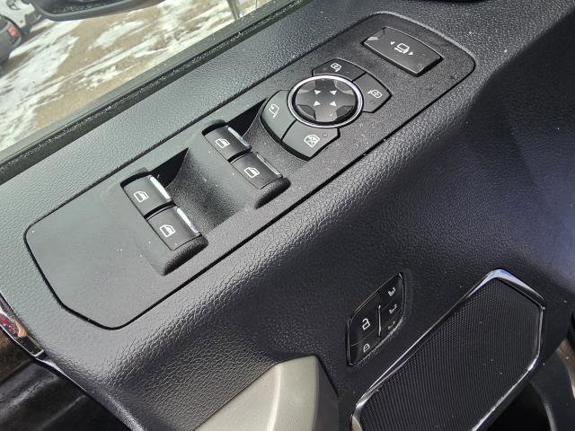 Used 2022 Ford F250 Lariat w/ Chrome Package image 14