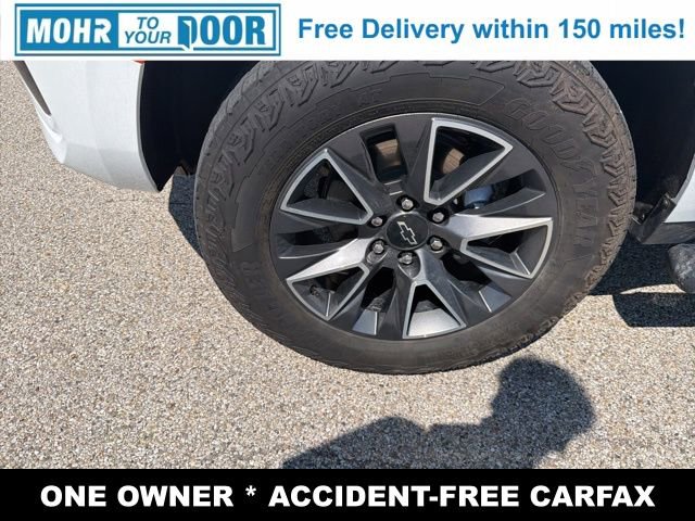 Used 2023 Chevrolet Suburban Z71 w/ Luxury Package image 9