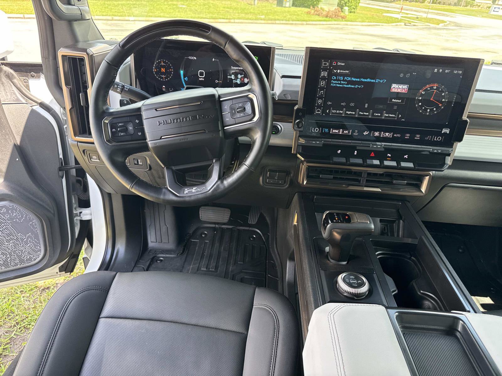 Used 2024 GMC Hummer EV 2X AWD/4WD image 16