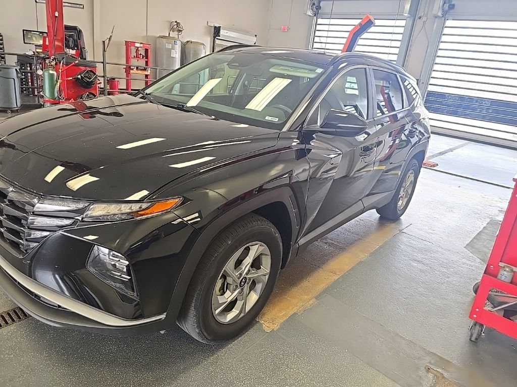 Used 2023 Hyundai Tucson SEL AWD/4WD image 2