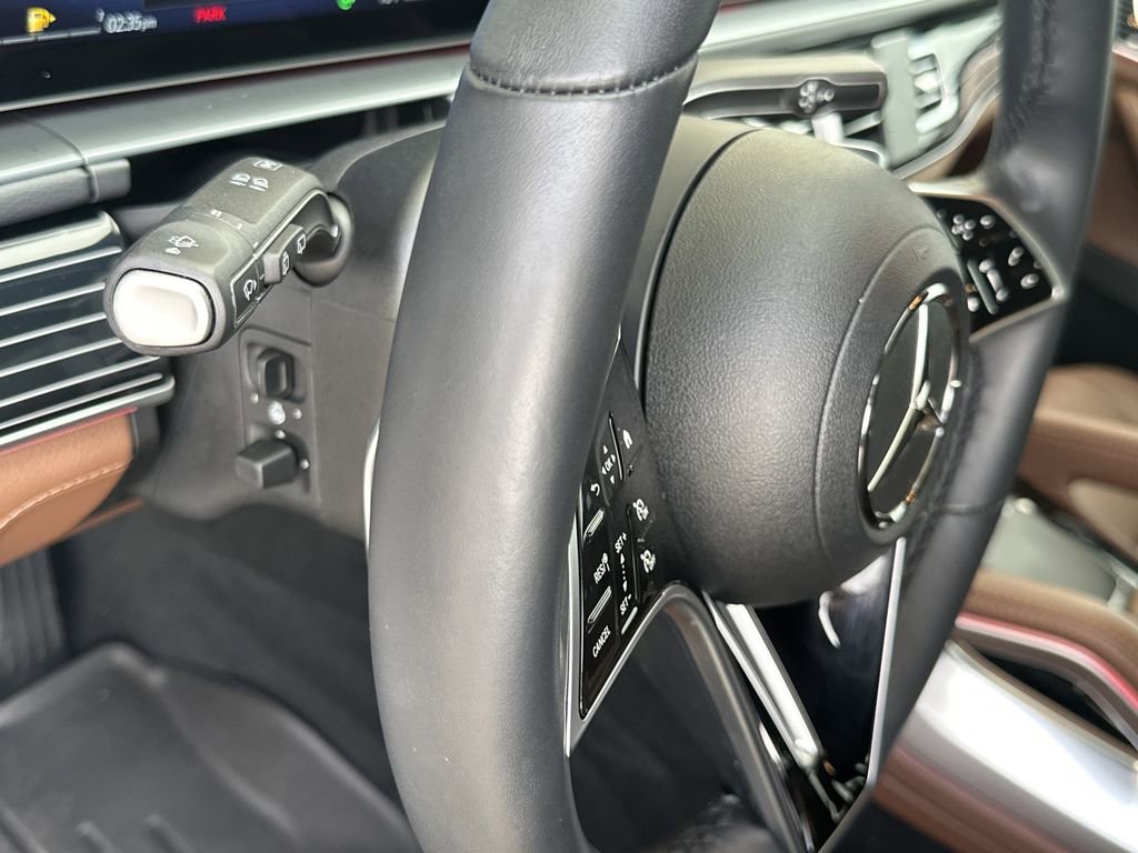 Used 2025 Mercedes-Benz GLE 350 4MATIC image 19