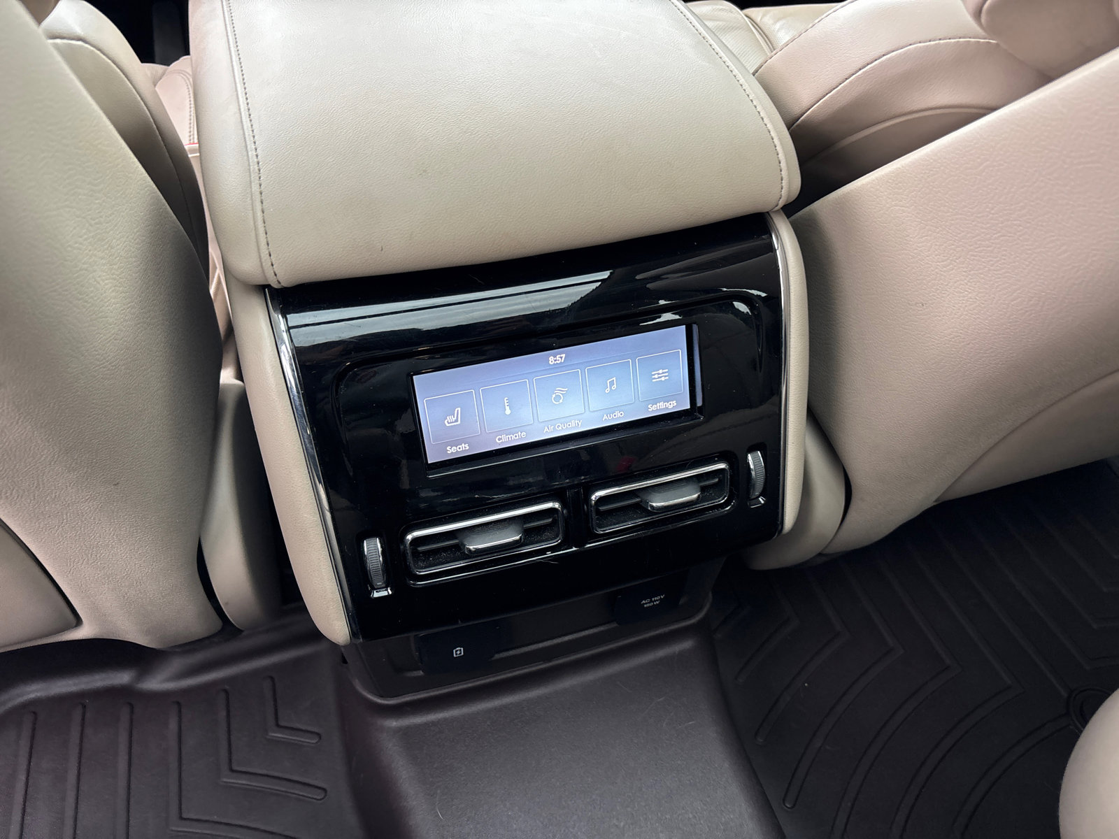 Certified 2023 Lincoln Aviator Reserve w/ Equipment Group 201A image 32