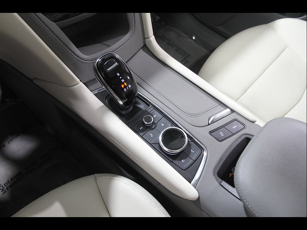 Used 2023 Cadillac XT6 Premium Luxury AWD/4WD image 17