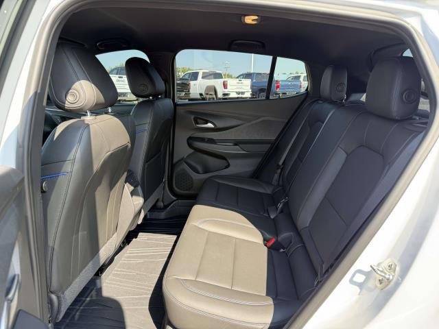 Used 2024 Buick Envista Sport Touring w/ Convenience I Package image 12