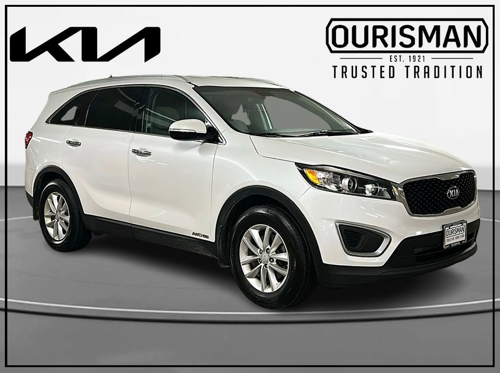 Used 2017 Kia Sorento LX image 1