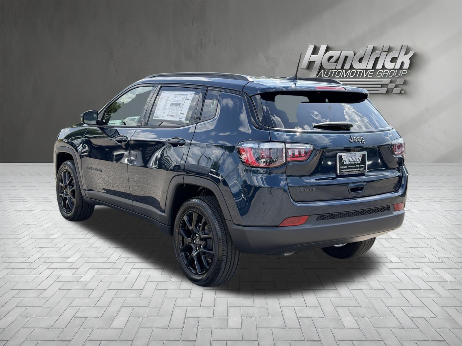 New 2026 Jeep Compass Latitude AWD/4WD image 8