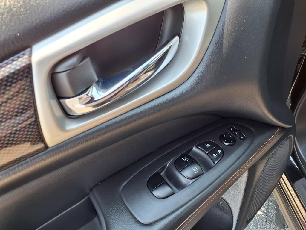 Used 2020 Nissan Pathfinder SV w/ Rock Creek Edition FWD image 19
