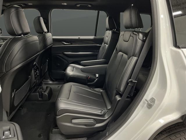 New 2025 Jeep Grand Cherokee L Limited w/ Luxury Tech Group II image 30