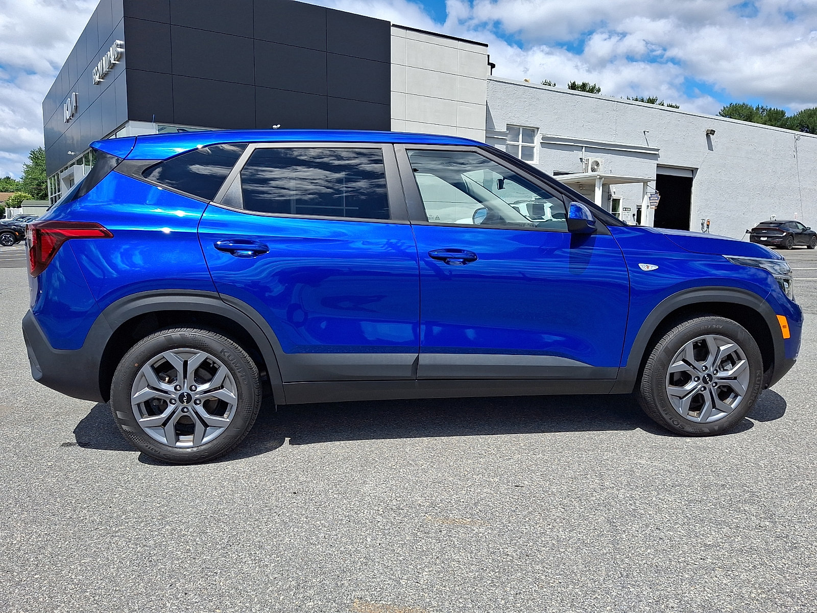 Certified 2024 Kia Seltos LX AWD/4WD image 7