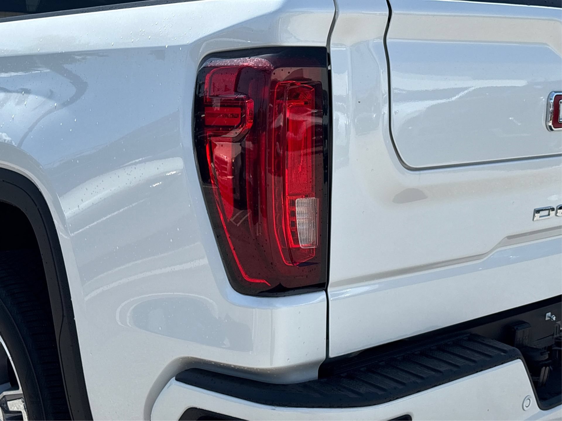 Used 2023 GMC Sierra 1500 Denali w/ Denali Reserve Package AWD/4WD image 15
