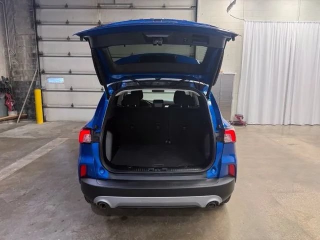 Used 2021 Ford Escape SE w/ Convenience Package AWD/4WD image 24