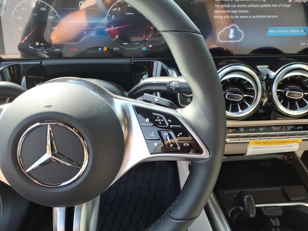 New 2026 Mercedes-Benz GLA 250 4MATIC image 21