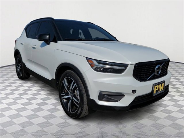 Used 2020 Volvo XC40 T5 R-Design