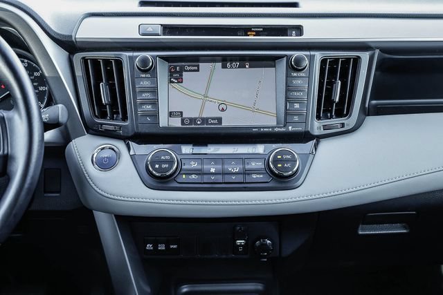 Used 2016 Toyota RAV4 XLE AWD/4WD image 13