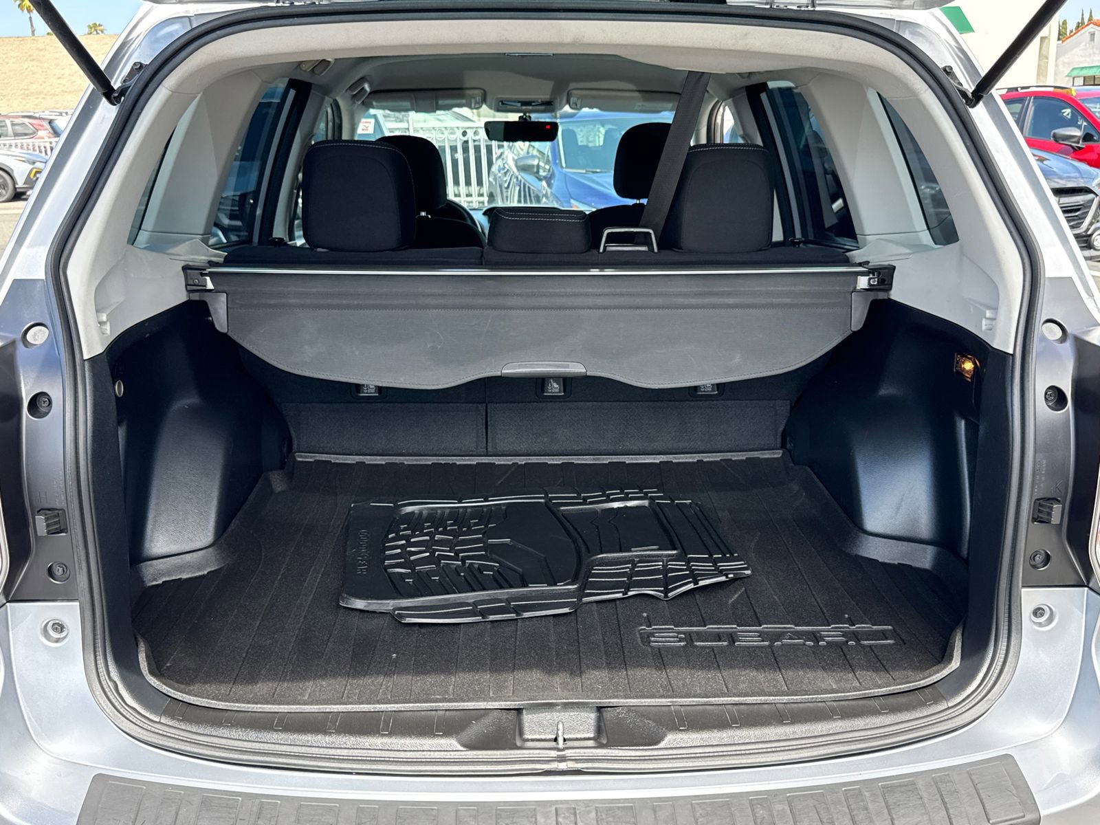 Used 2017 Subaru Forester 2.5i w/ Popular Package #2A AWD/4WD image 7