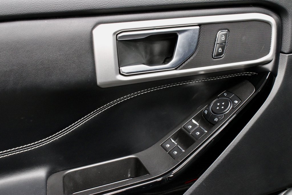 Used 2022 Ford Explorer ST w/ ST High-Performance Pack image 23