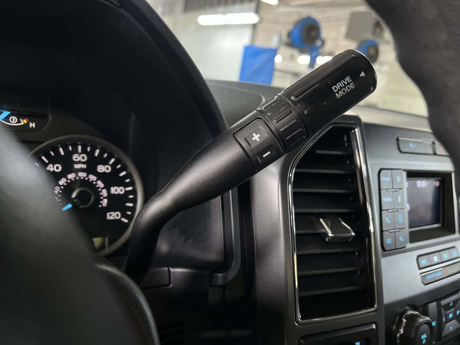 Used 2018 Ford F150 XLT image 21