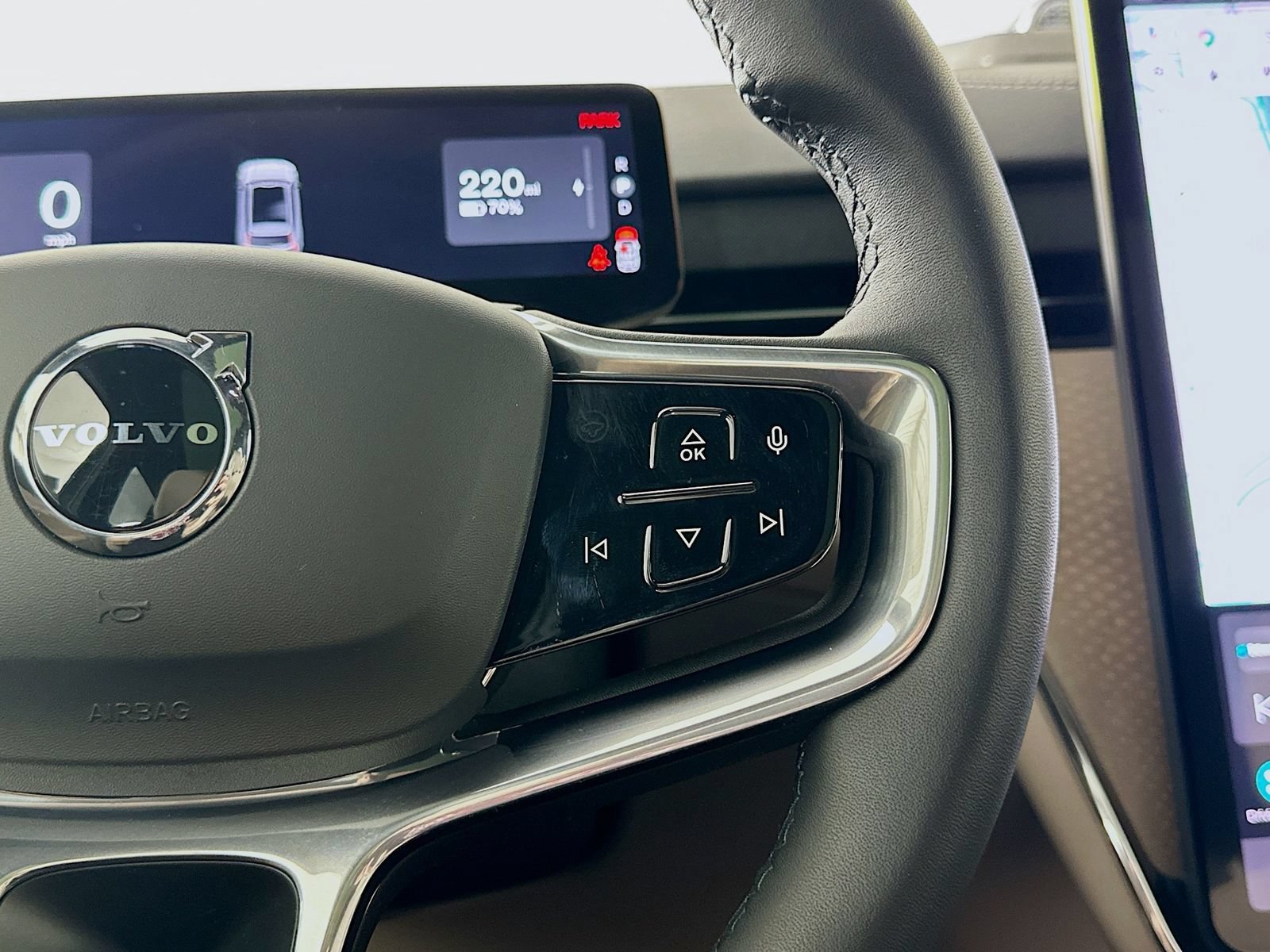 New 2026 Volvo EX90 Ultra AWD/4WD image 19