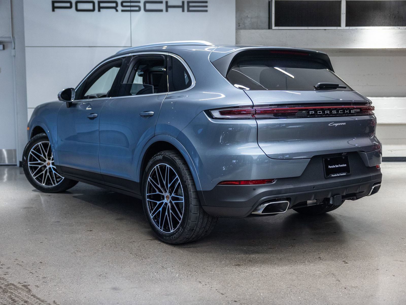 New 2026 Porsche Cayenne image 3