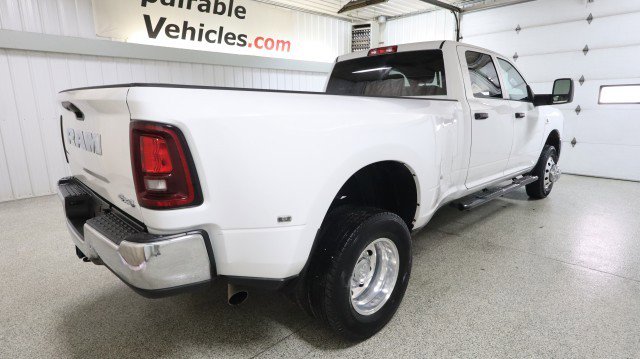 Used 2025 RAM 3500 Tradesman w/ Chrome Appearance Group AWD/4WD image 6